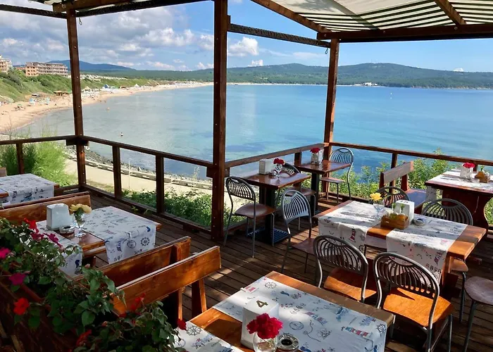 Plovdiv Отель Приморско